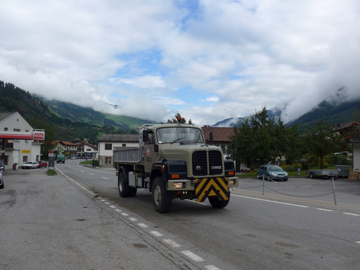 (165'272) - H�feli, Lenzburg - Nr. 22/AG 7995 - Saurer am 19. September 2015 in Andeer, Tgavugl