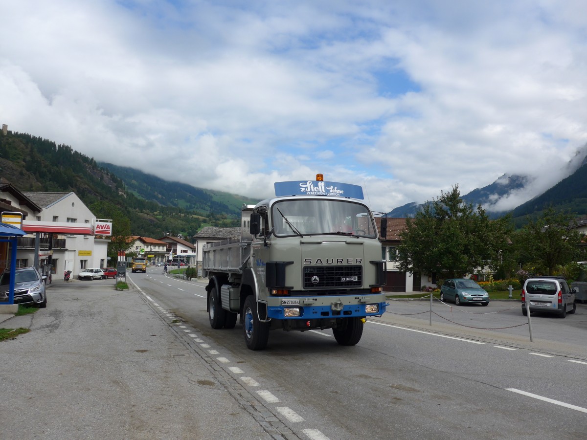 (165'338) - Stoll, Pf�ffikon - ZH 27'834 U - Saurer am 19. September 2015 in Andeer, Tgavugl