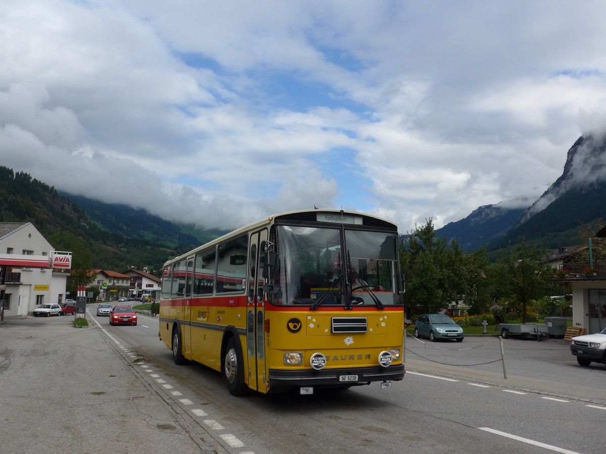 (165'383) - Fssler, Unteriberg - Nr. 6/SZ 5232 - Saurer/R&J (ex Schrch, Gutenburg Nr. 6; ex P 24'358) am 19. September 2015 in Andeer, Tgavugl