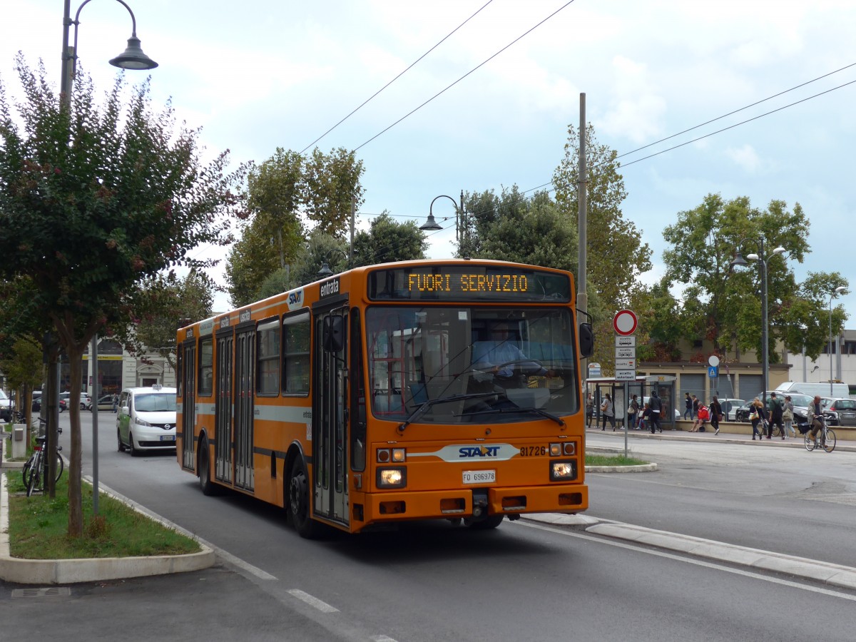(165'798) - START Cesena - Nr. 31'726/FO 696'978 - Siccar/Autodromo am 25. September 2015 beim Bahnhof Rimini