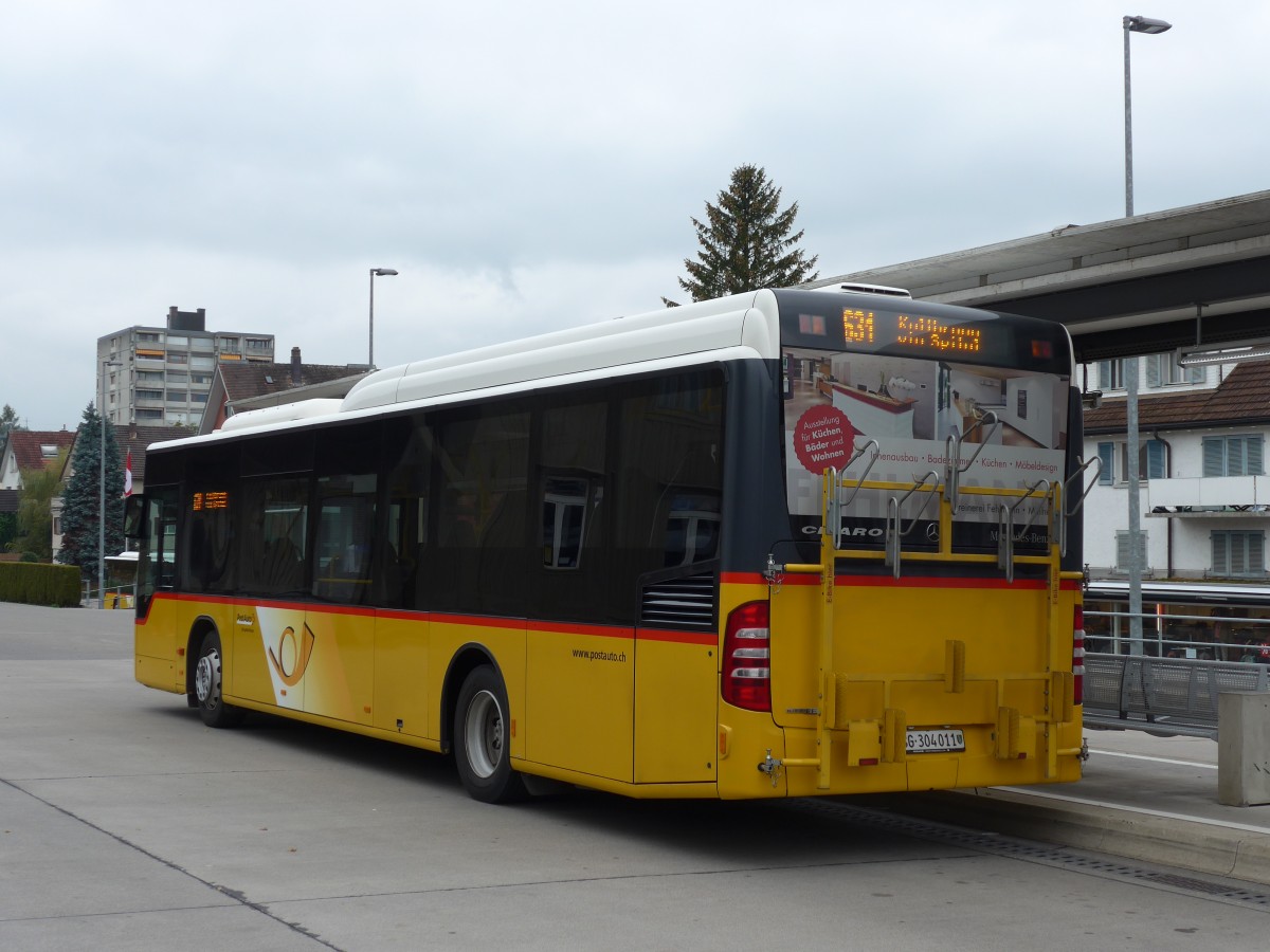 (166'182) - PostAuto Ostschweiz - SG 304'011 - Mercedes (ex TG 158'012) am 10. Oktober 2015 beim Bahnhof Uznach