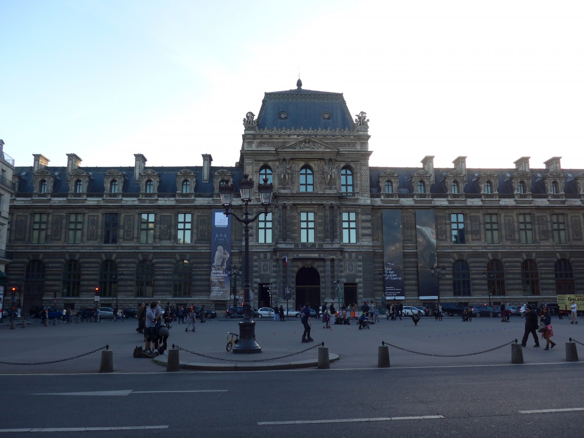 (166'720) - Das Louvre in Paris am 15. November 2015