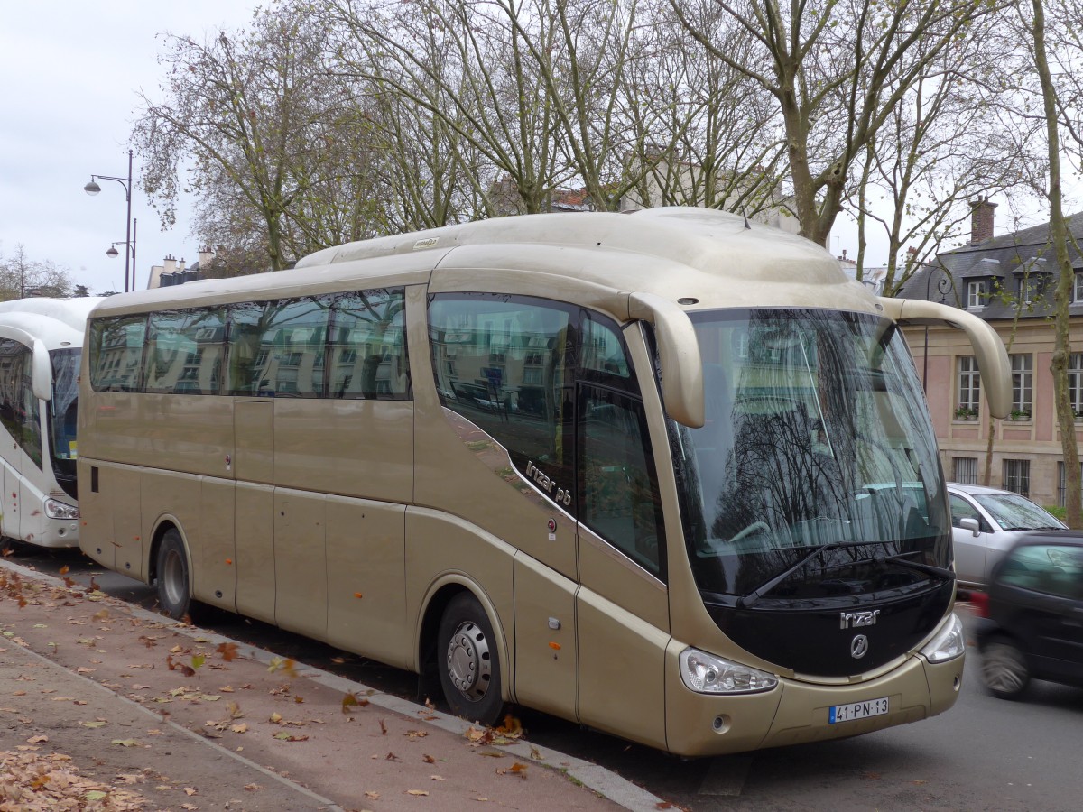 (167'204) - Aus Portugal: ??? - 41-PN-13 - Irizar am 17. November 2015 in Versailles, Gare Rive Gauche