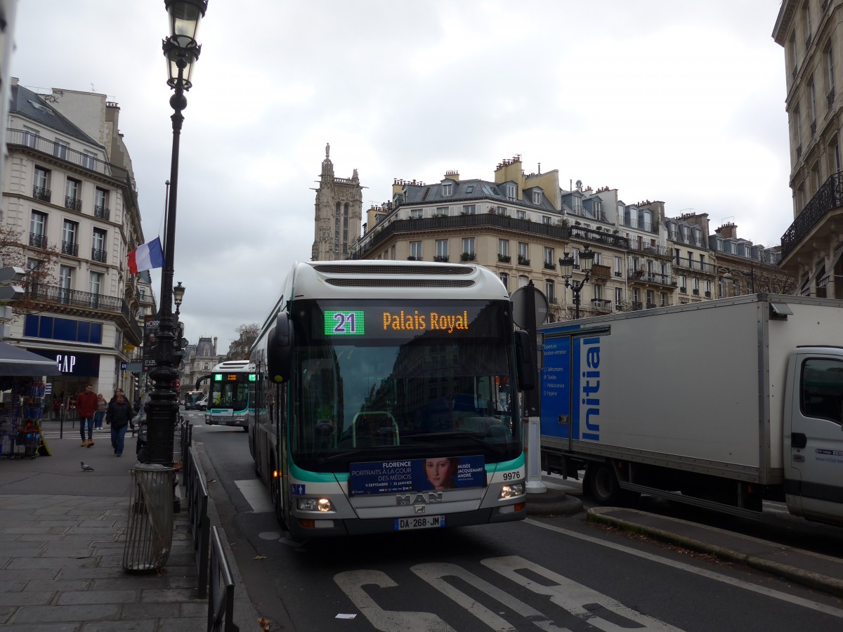 (167'365) - RATP Paris - Nr. 9976/DA 268 JM - MAN am 18. November 2015 in Paris, Chtelet
