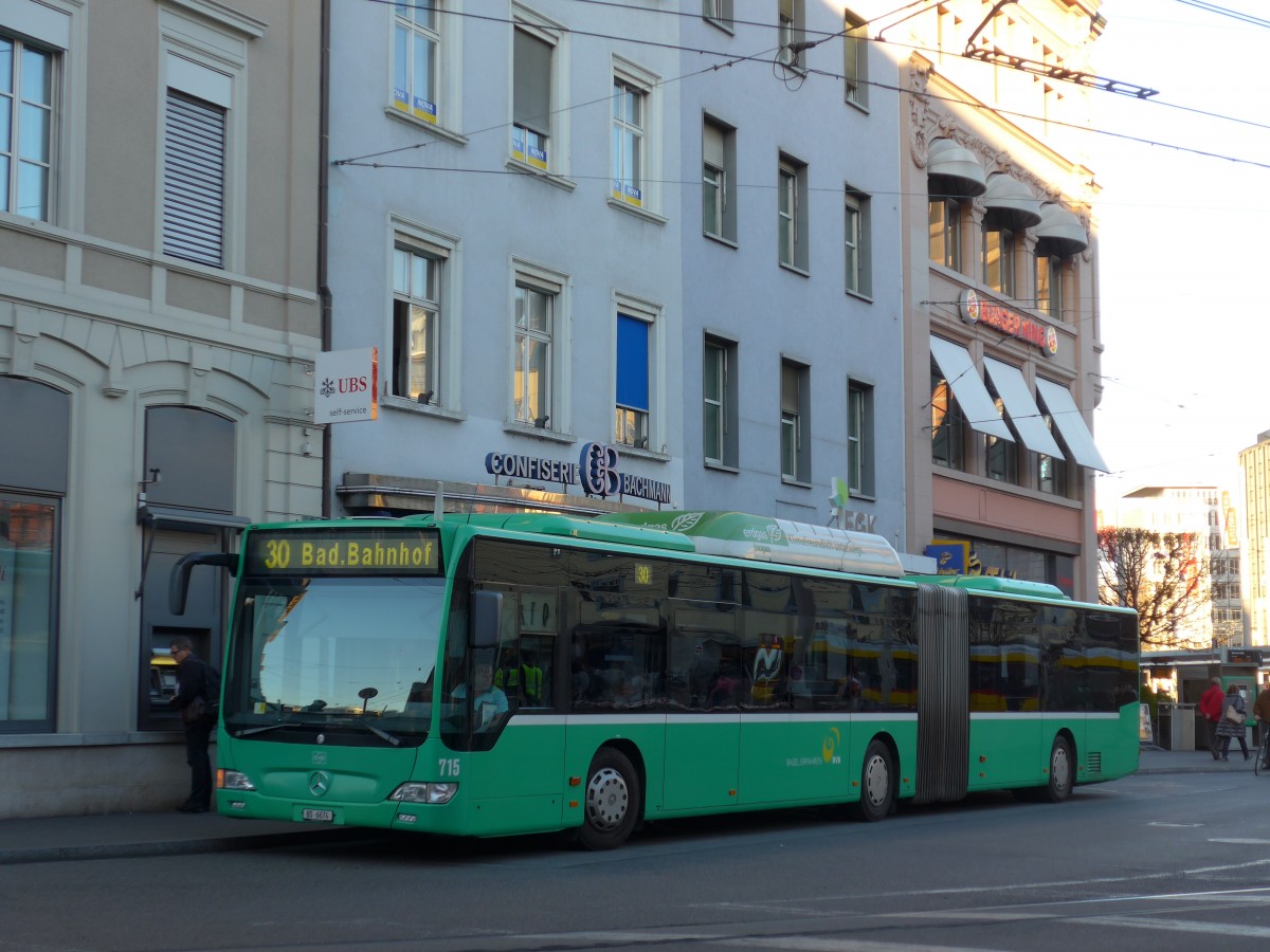 (167'400) - BVB Basel - Nr. 715/BS 6674 - Mercedes am 18. November 2015 beim Bahnhof Basel