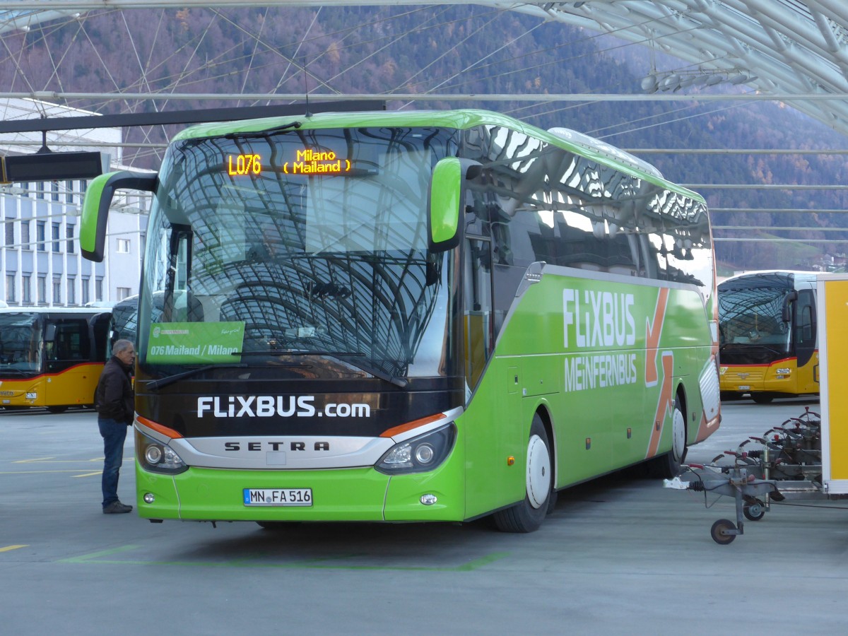 (167'663) - Aus Deutschland: Schcher, Tussenhausen - MN-FA 516 - Setra am 5. Dezember 2015 in Chur, Postautostation