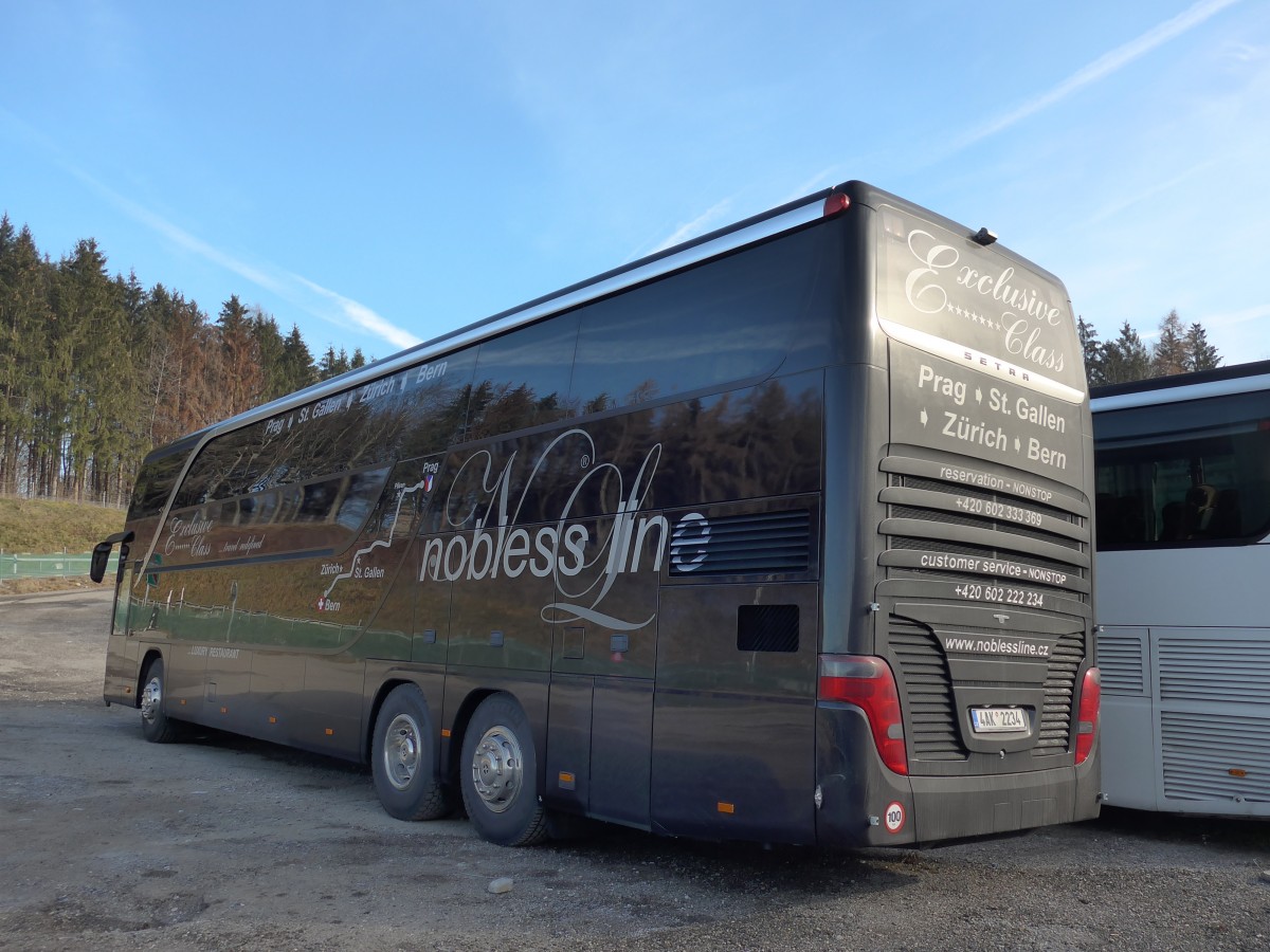 (167'762) - Aus Tschechien: Nobless Line, Praha - 4AK 2234 - Setra am 13. Dezember 2015 in Bern, CarTerminal P+R