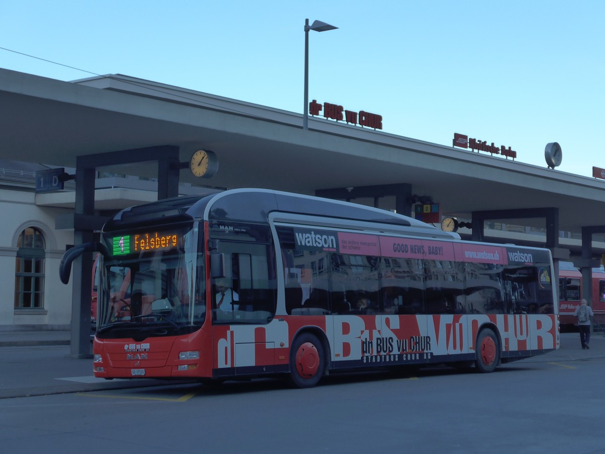 (168'007) - SBC Chur - Nr. 9/GR 97'509 - MAN am 26. Dezember 2015 beim Bahnhof Chur