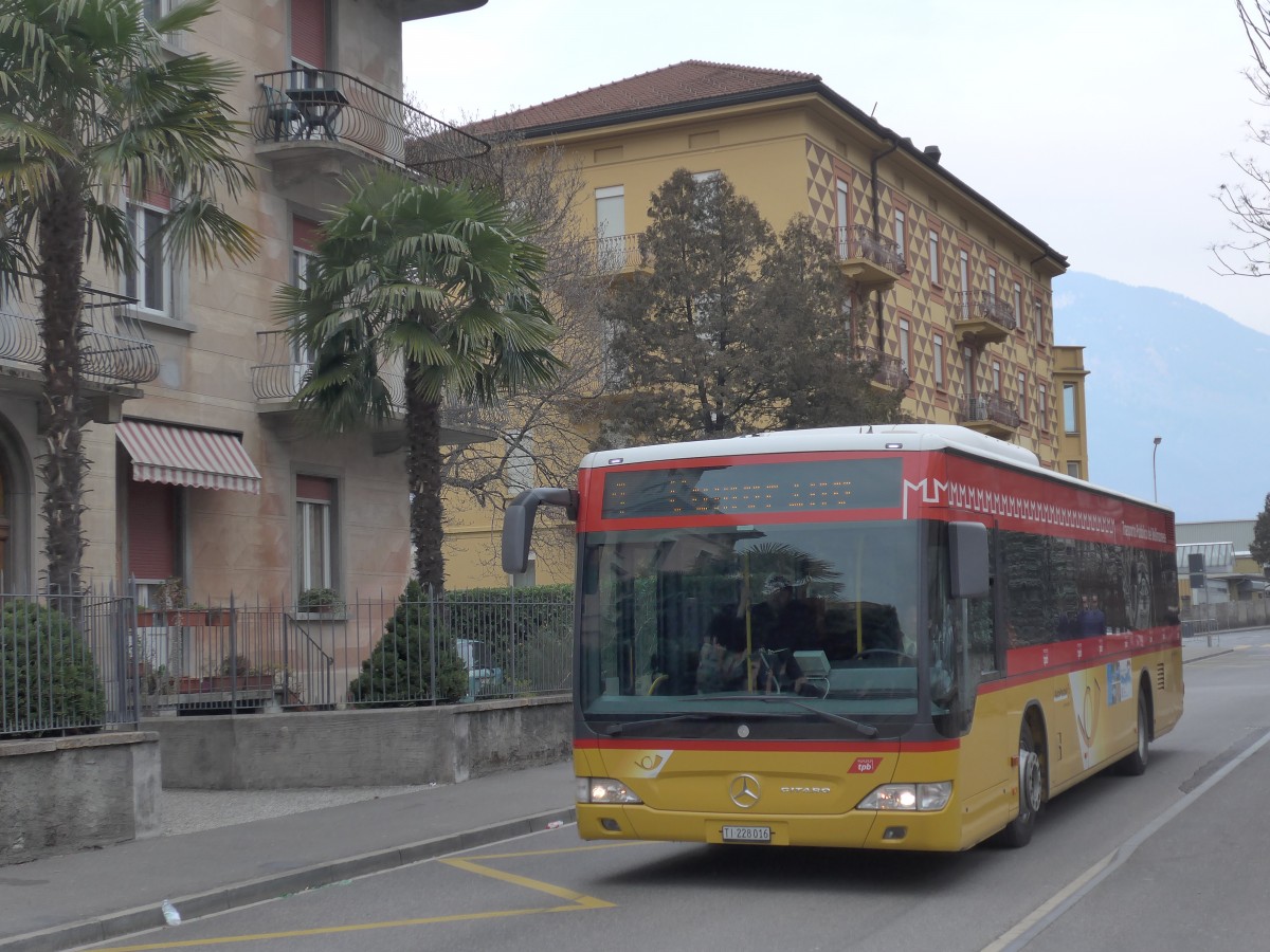 (168'657) - AutoPostale Ticino - TI 228'016 - Mercedes am 6. Februar 2016 in Bellinzona, Fermata provvisoria