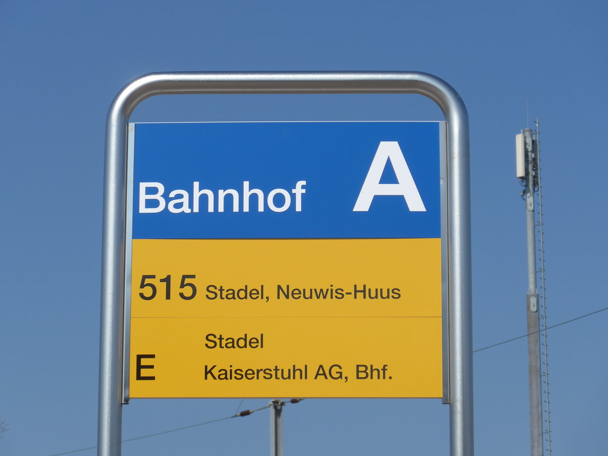 (169'307) - PostAuto-Haltestelle - B�lach, Bahnhof - am 19. M�rz 2016