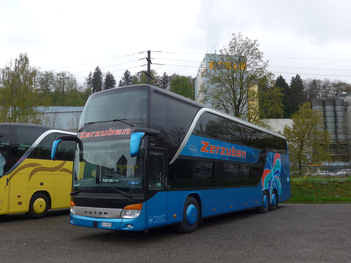 (169'973) - Zerzuben, Visp-Eyholz - Nr. 18/VS 12'706 - Setra am 14. April 2016 in Kloten, EvoBus