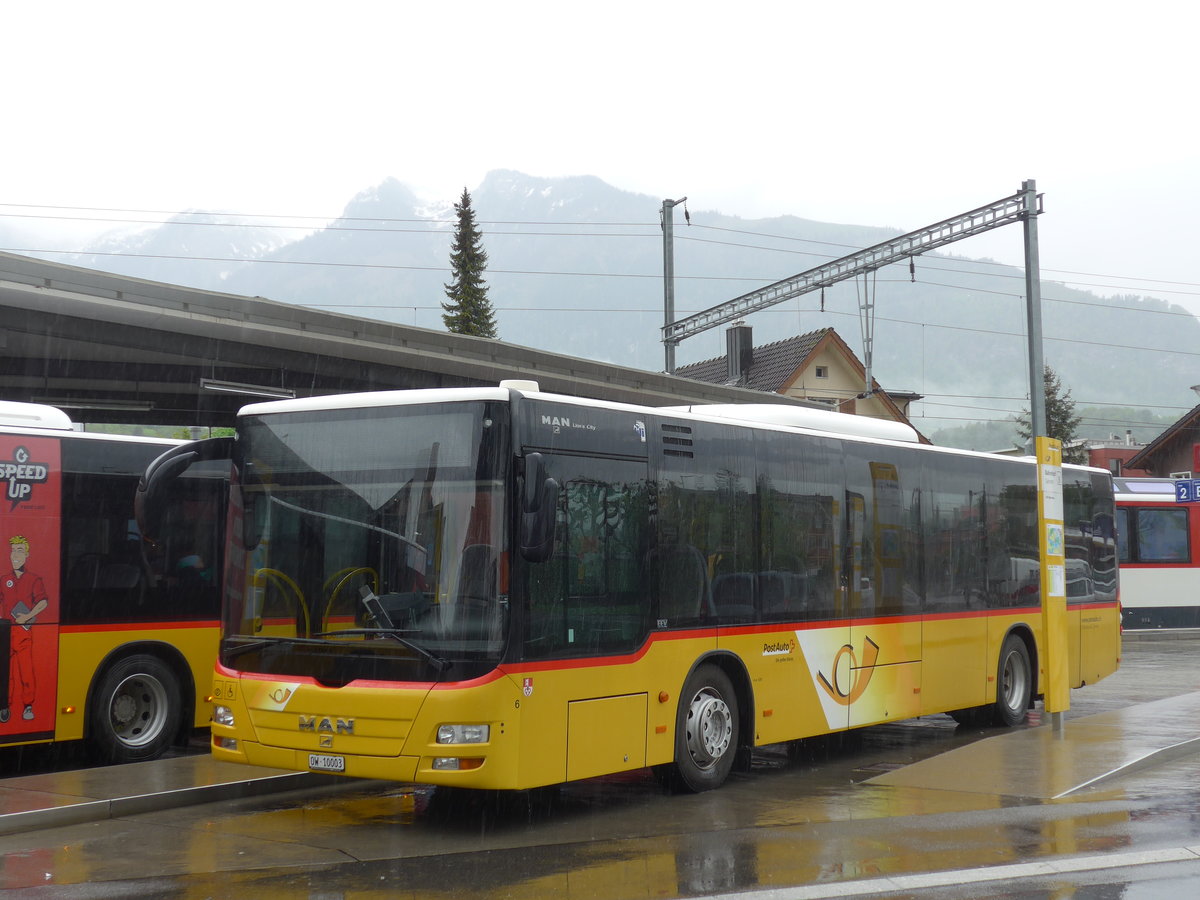 (170'547) - Dillier, Sarnen - Nr. 6/OW 10'003 - MAN am 14. Mai 2016 beim Bahnhof Sarnen