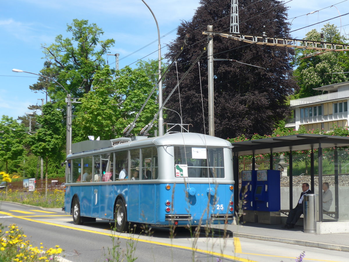 (171'282) - VBL Luzern (vbl-historic) - Nr. 25 - FBW/FFA Trolleybus am 22. Mai 2016 in Luzern, Verkehrshaus