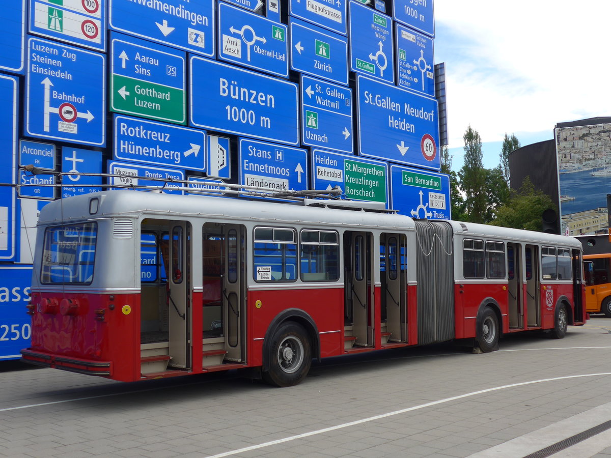 (171'339) - VW Winterthur - Nr. 101 - FBW/SWS Gelenktrolleybus am 22. Mai 2016 in Luzern, Verkehrshaus