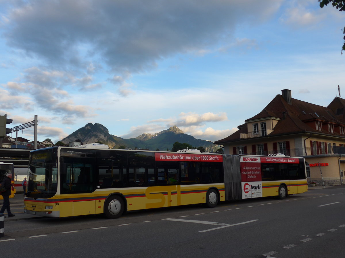 (171'675) - STI Thun - Nr. 119/BE 700'119 - MAN am 12. Juni 2016 beim Bahnhof Spiez