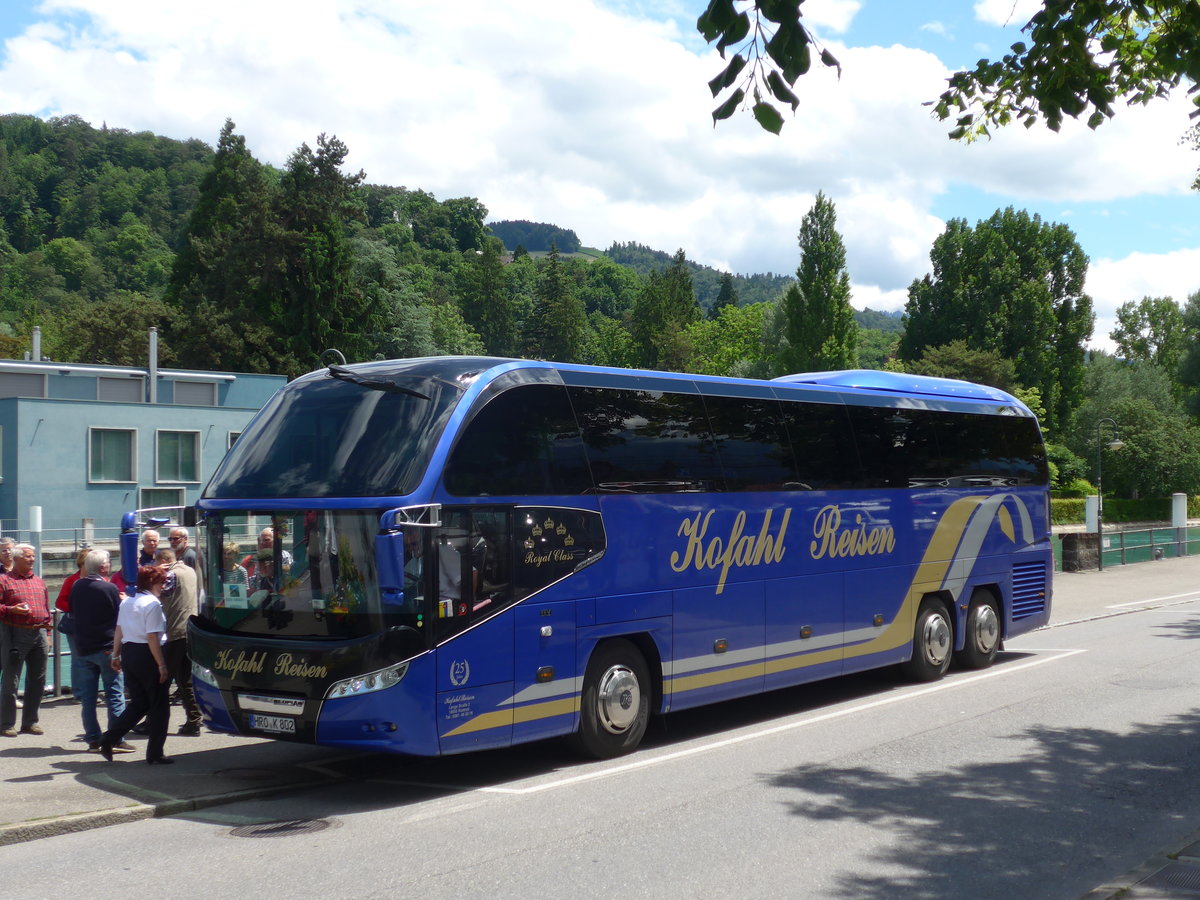 (171'875) - Aus Deutschland: Kofahl, Rostock - HRO-K 802 - Neoplan am 15. Juni 2016 bei der Schifflndte Thun