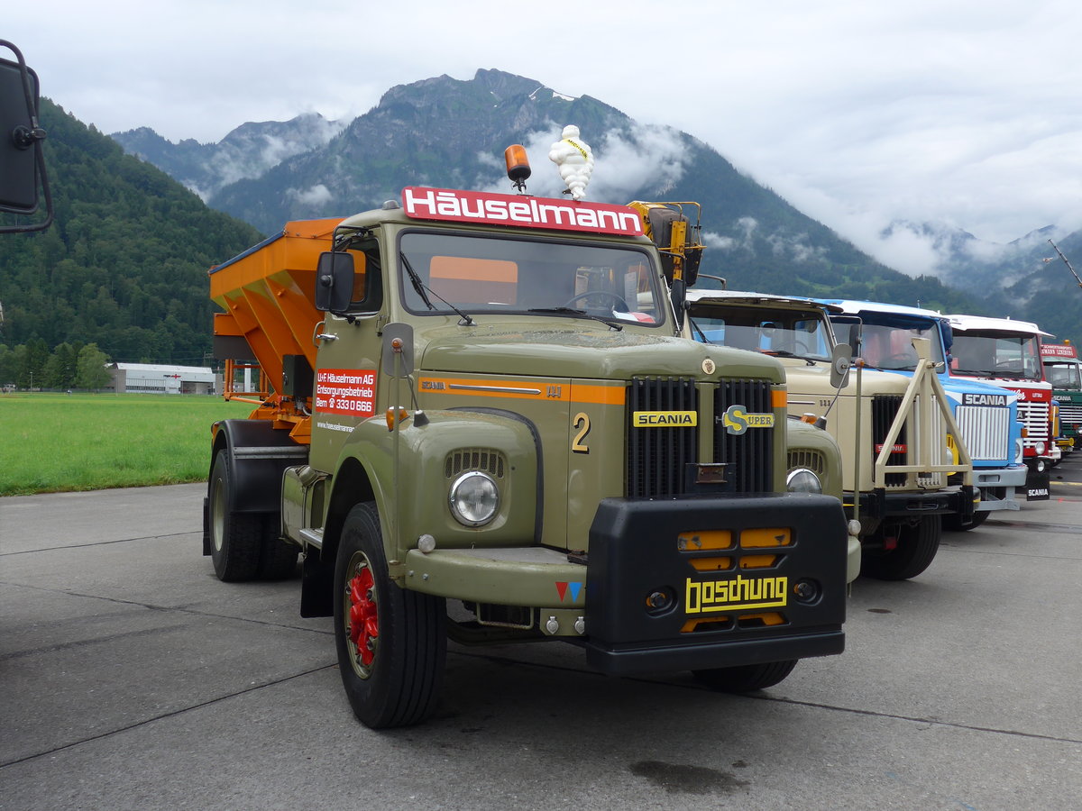 (172'274) - H�uselmann, Bern - Nr. 2 - Scania am 26. Juni 2016 in Interlaken, Flugplatz