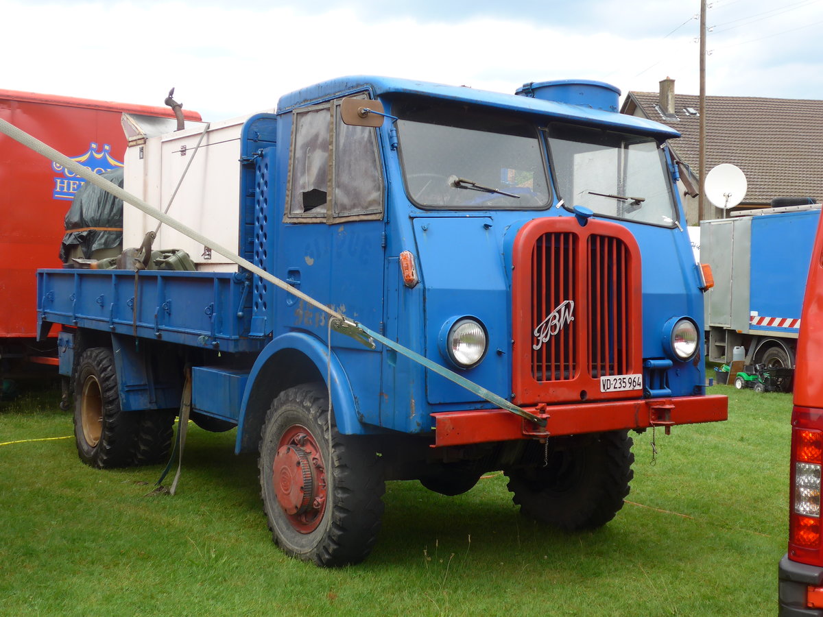 (172'847) - Circus Helvetia - VD 235'964 - FBW am 11. Juli 2016 in Yvonand