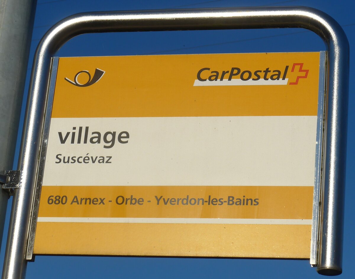 (173'125) - PostAuto-Haltestellenschild - Suscvaz, village - am 19. Juli 2016