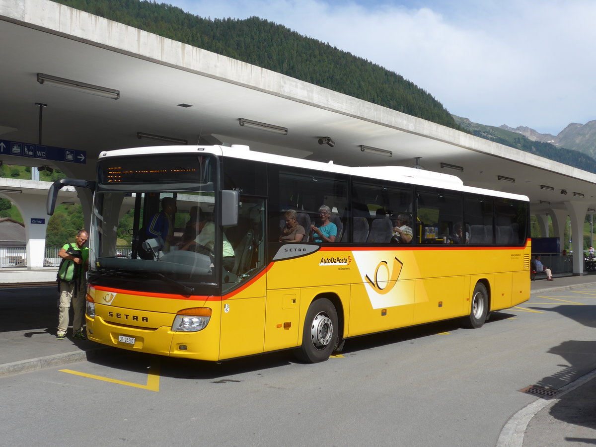 (173'295) - Terretaz, Zernez - GR 26'201 - Setra am 24. Juli 2016 beim Bahnhof Zernez