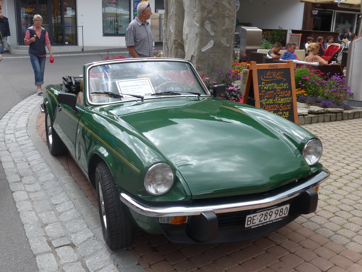 (173'508) - Triumph - BE 289'980 - am 31. Juli 2016 in Adelboden, Dorfstrasse
