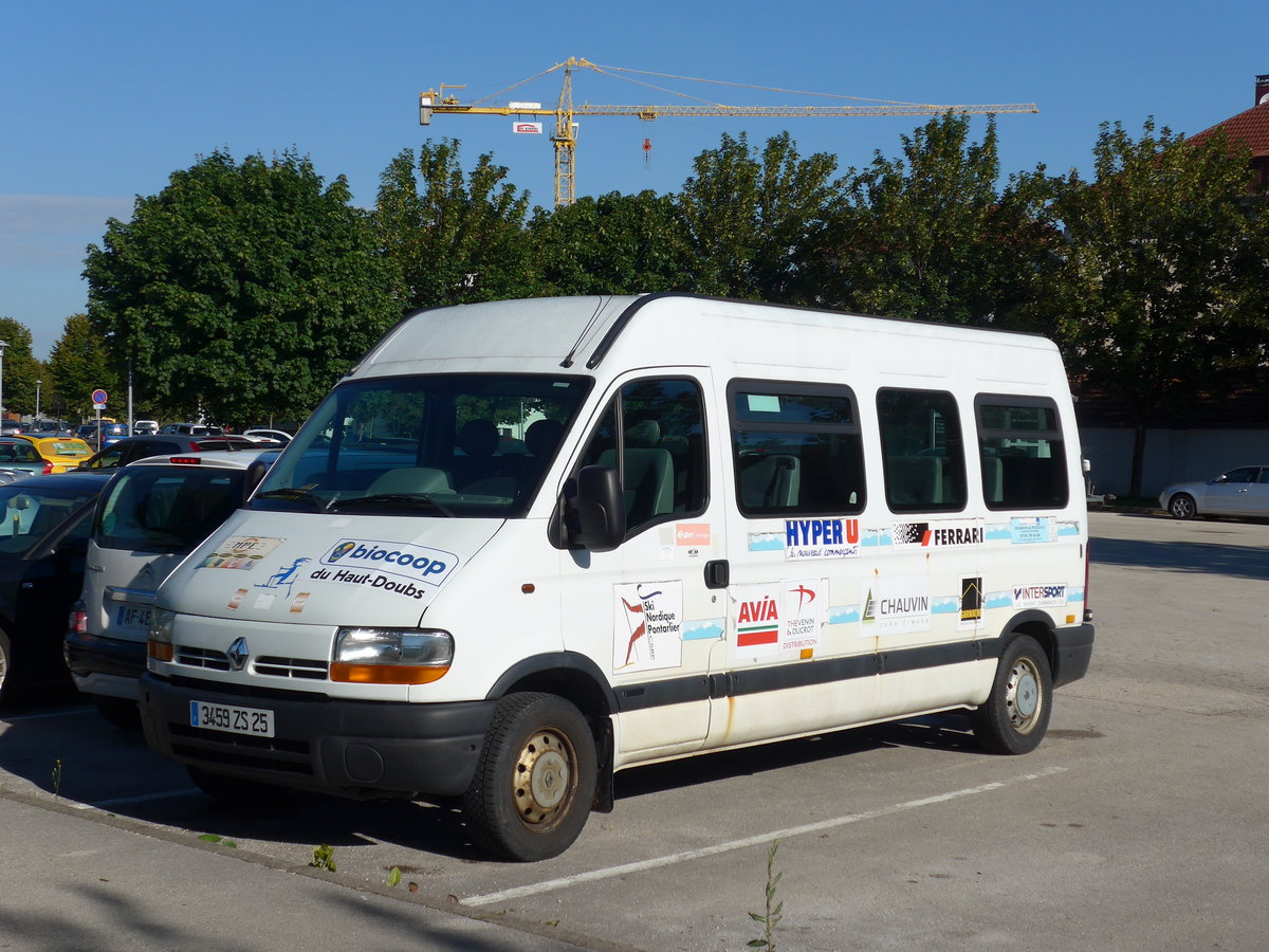 (173'551) - Ski Nordique, Pontarlier - 3459 ZS 25 - Renault am 1. August 2016 beim Bahnhof Pontarlier