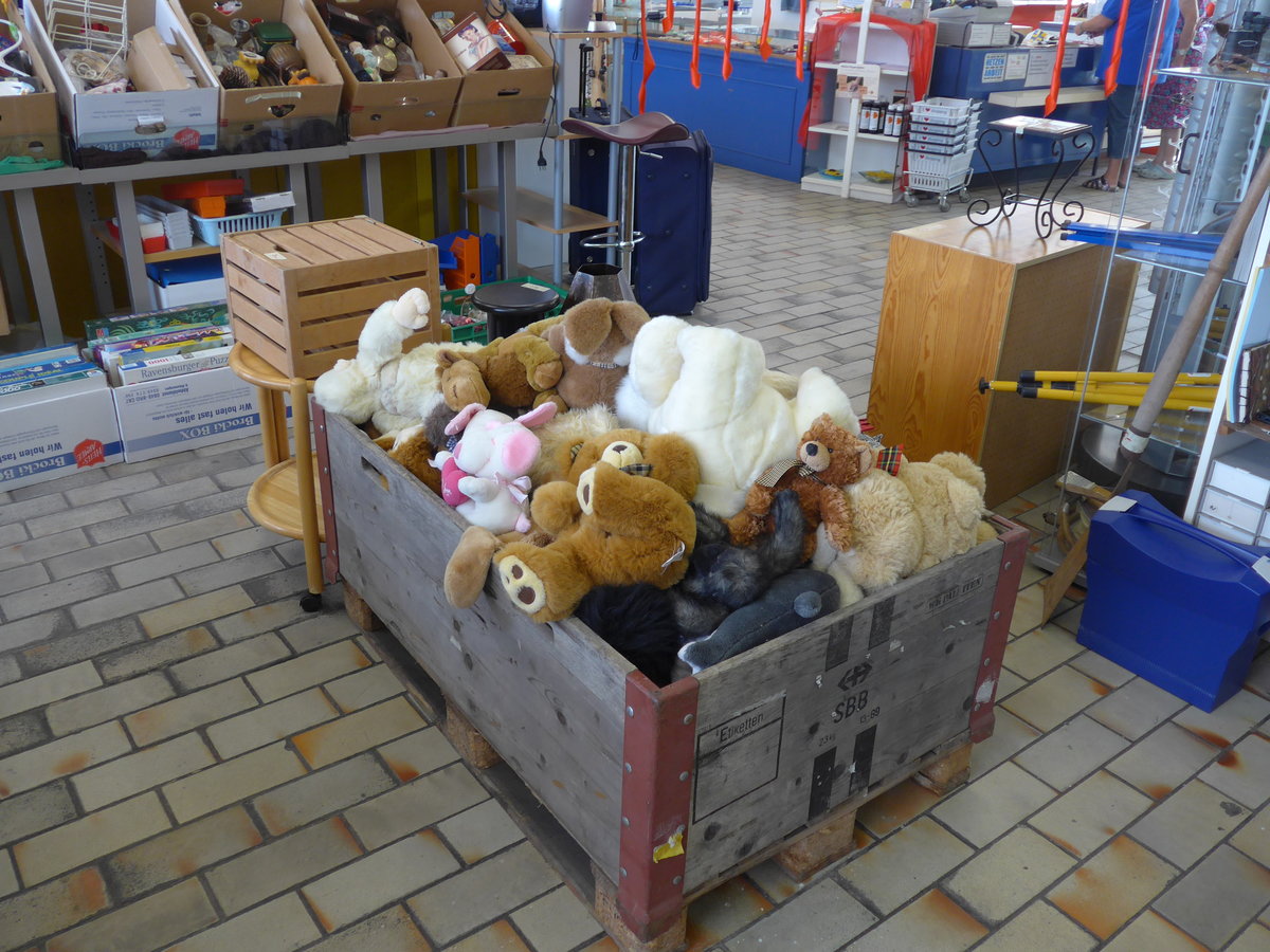 (173'643) - 1-Franken-Markt am 6. August 2016 im BrockiShop