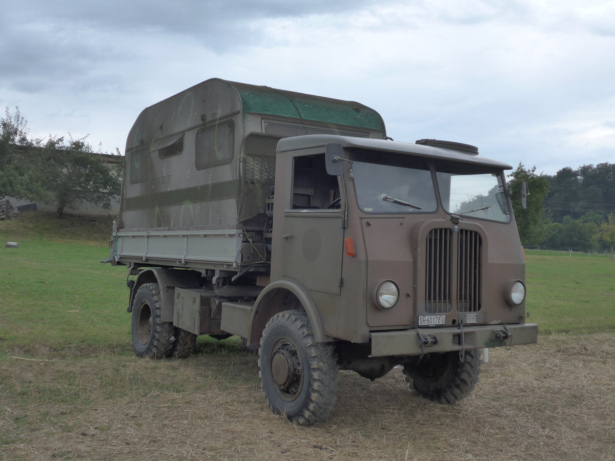 (175'060) - Saurer - SH 60'178 U - am 20. August 2016 in B�singen, Bahnhof