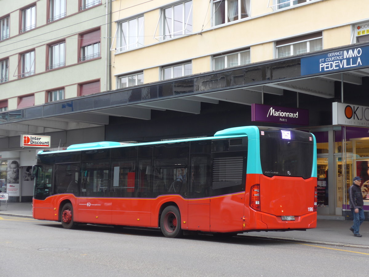 (175'446) - VB Biel - Nr. 196/BE 821'196 - Mercedes am 7. Oktober 2016 beim Bahnhof Biel