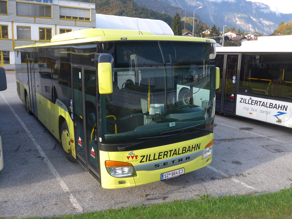 (176'092) - ZVB Jenbach - SZ 964 EJ - Setra am 20. Oktober 2016 in Jenbach, Garage