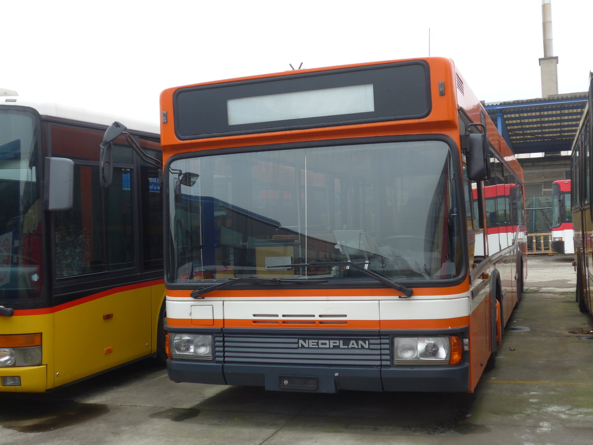 (176'458) - AOT Amriswil - Nr. 4 - Neoplan am 4. November 2016 in Frauenfeld, Langdorfstrasse