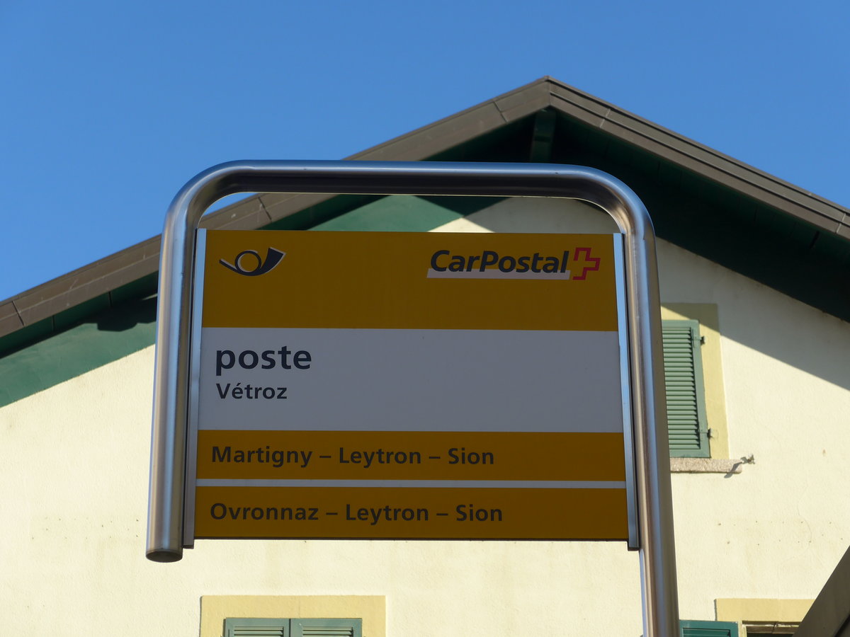 (176'621) - PostAuto-Haltestelle - V�troz, poste - am 12. November 2016
