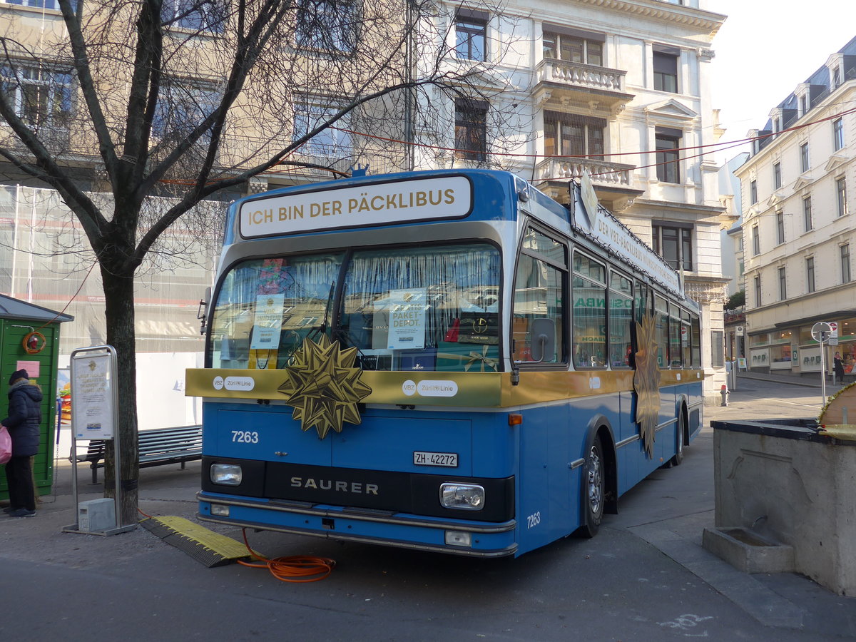 (176'912) - VBZ Zrich - Nr. 7263/ZH 42'272 - Saurer/R&J (ex Nr. 473; ex Nr. 9017; ex Nr. 263) am 6. Dezember 2016 in Zrich, Bahnhofstrasse