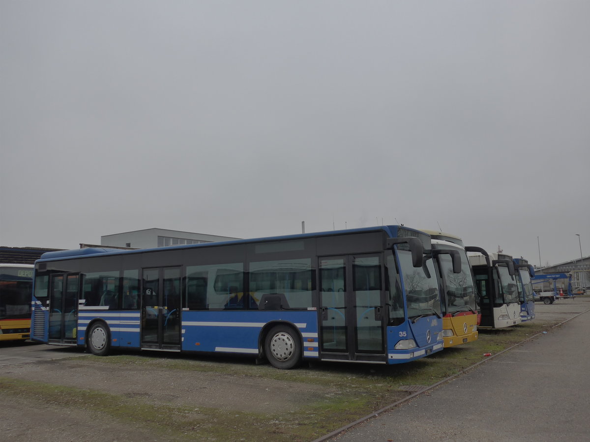 (177'005) - AFA Adelboden - Nr. 35 - Mercedes (ex Nr. 1) am 7. Dezember 2016 in Frauenfeld, Langdorfstrasse