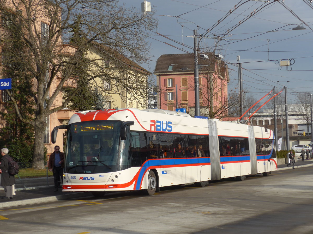 (177'161) - VBL Luzern - Nr. 408 - Hess/Hess Doppelgelenktrolleybus am 11. Dezember 2016 beim Bahnhof Emmenbrcke Sd