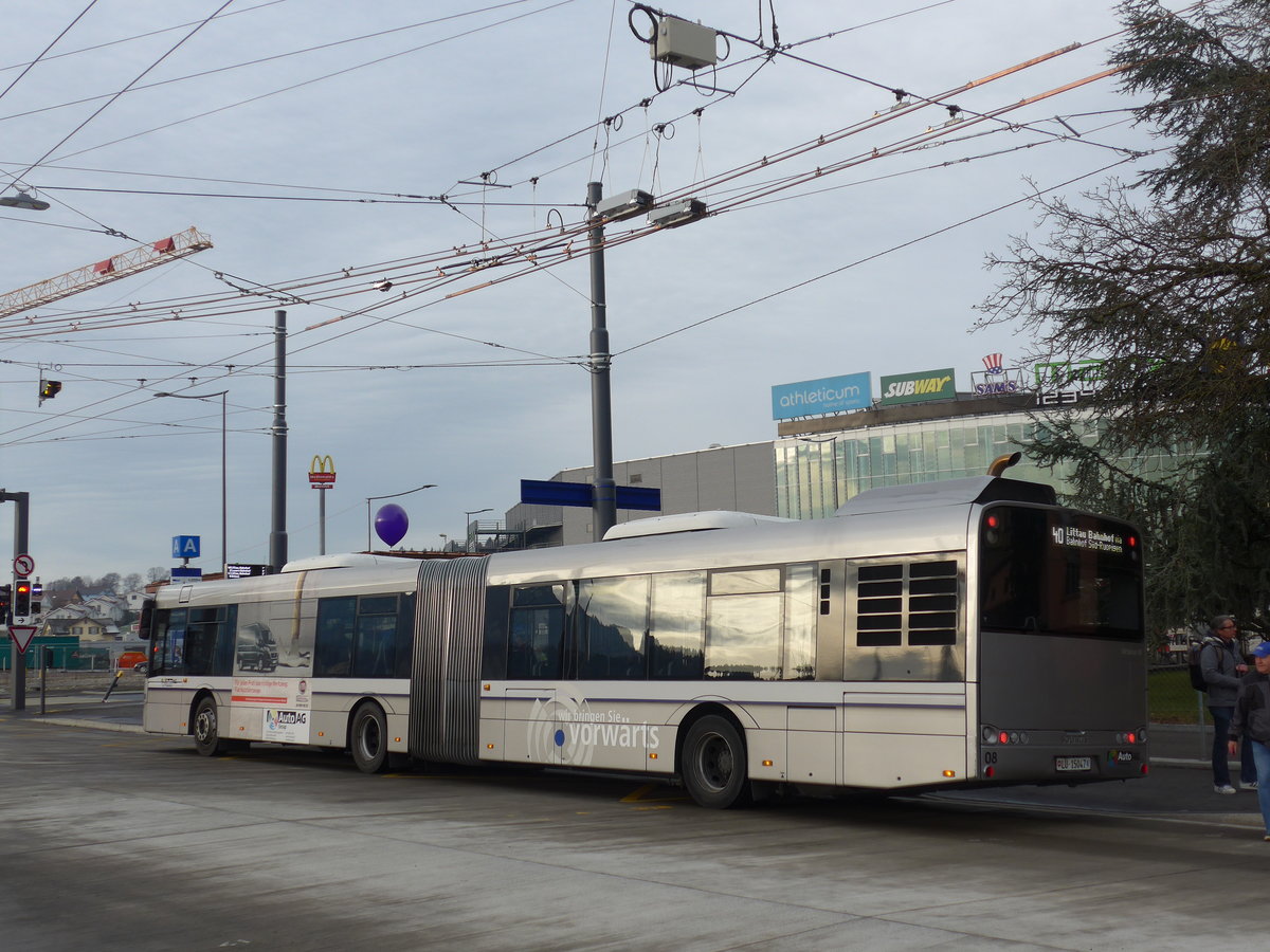 (177'176) - AAGR Rothenburg - Nr. 8/LU 15'047 - Solaris am 11. Dezember 2016 beim Bahnhof Emmenbrcke Sd