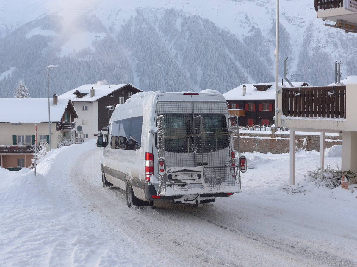 (178'054) - Sportbahnen Bellwald-Goms, Bellwald - VS 381'410 - Mercedes am 15. Januar 2017 in Bellwald, Luftseilbahn LFB