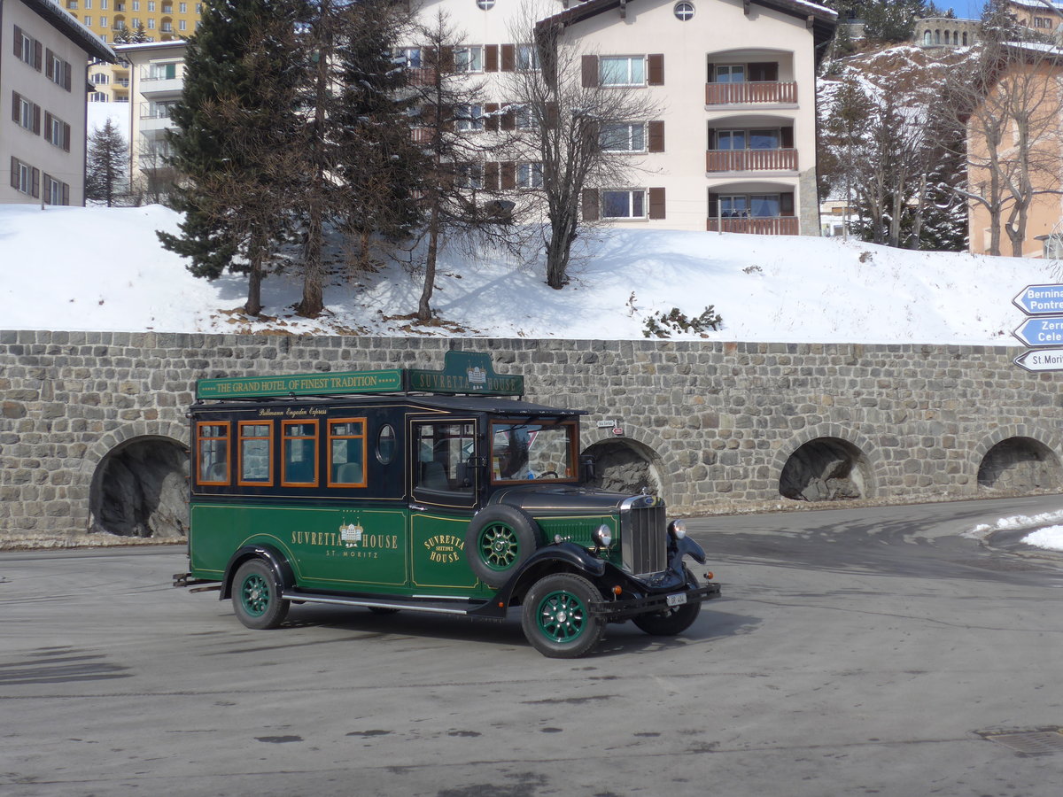 (178'417) - Suvretta-Haus, St. Moritz - GR 404 - Ford am 9. Februar 2017 beim Bahnhof St. Moritz