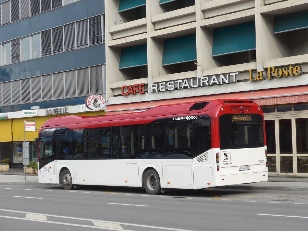 (178'949) - PostAuto Wallis - Nr. 76/VS 459'700 - Volvo am 12. Mrz 2017 beim Bahnhof Sion