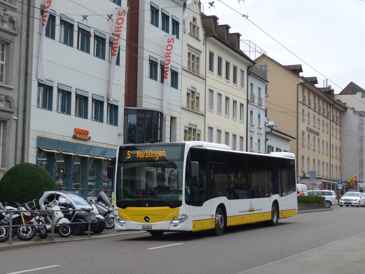 (179'030) - VBSH Schaffhausen - Nr. 4/SH 38'004 - Mercedes am 20. Mrz 2017 beim Bahnhof Schaffhausen