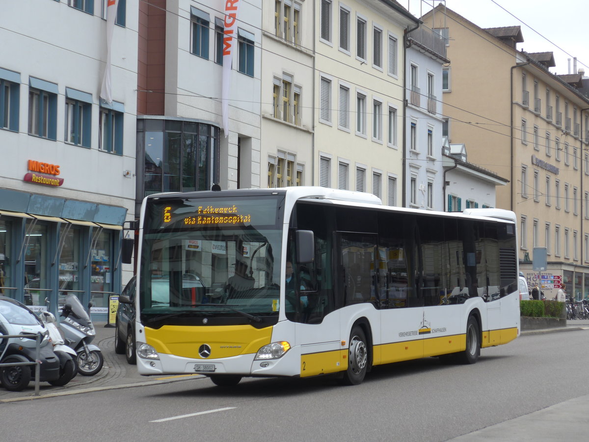 (179'040) - VBSH Schaffhausen - Nr. 2/SH 38'002 - Mercedes am 20. Mrz 2017 beim Bahnhof Schaffhausen