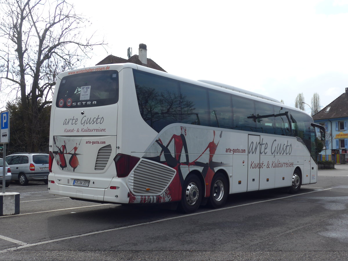 (179'362) - Aus Deutschland: Winterhalter, Obberried - FR-AW 2077 - Setra am 5. April 2017 in Thun, Seestrasse