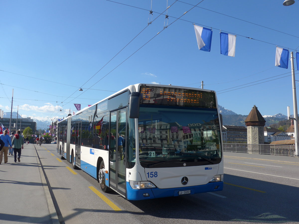 (179'432) - VBL Luzern - Nr. 158/LU 15'092 - Mercedes am 10. April 2017 in Luzern, Bahnhofbrcke