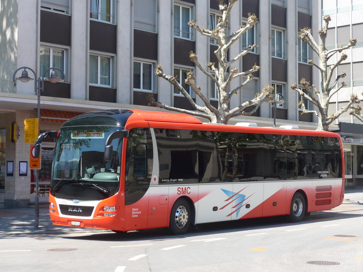 (179'937) - SMC Montana - Nr. 34/VS 224'534 - MAN am 30. April 2017 beim Bahnhof Sierre (prov. Haltestelle)