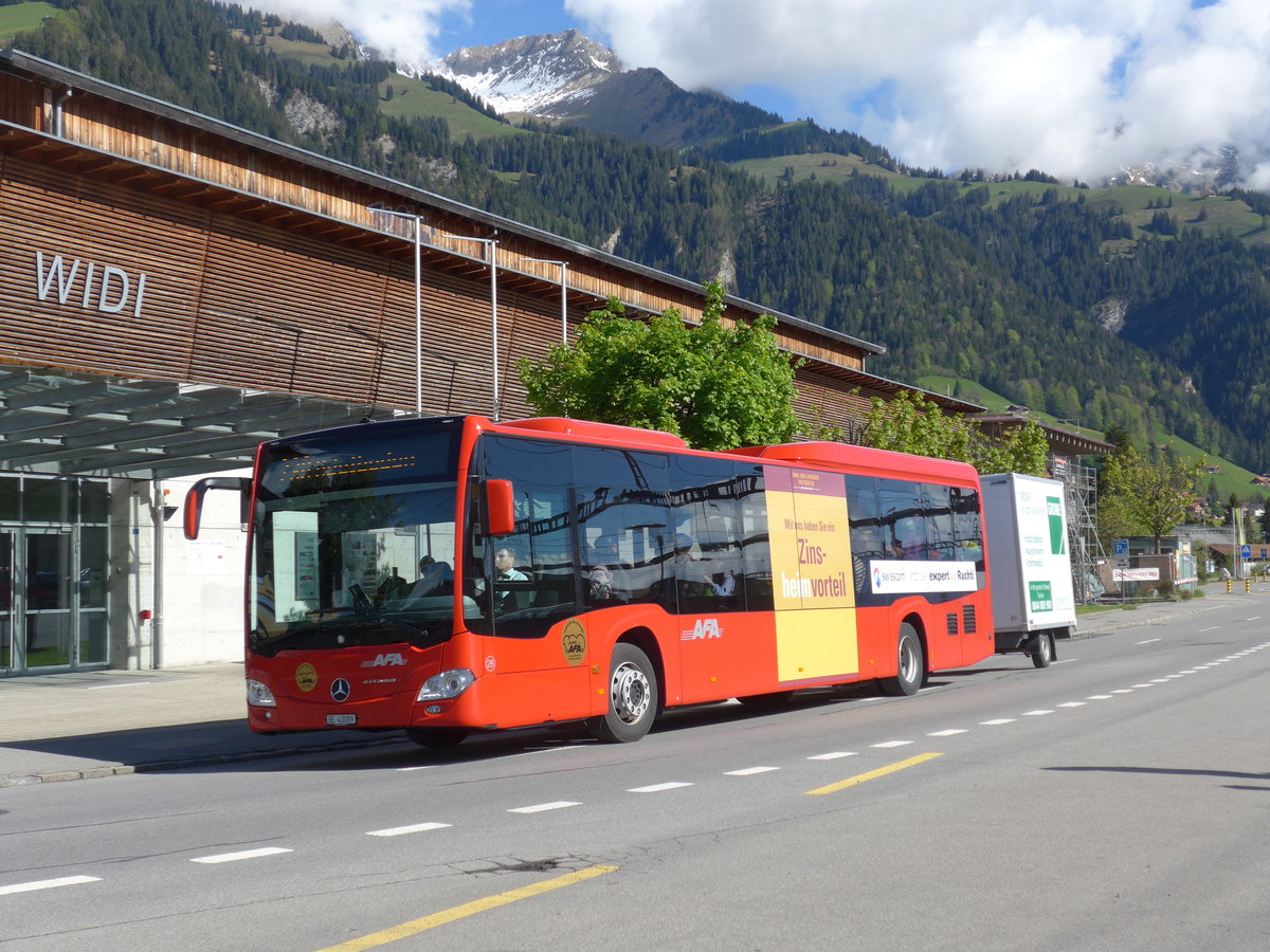 (180'137) - AFA Adelboden - Nr. 28/BE 43'089 - Mercedes am 15. Mai 2017 beim Bahnhof Frutigen