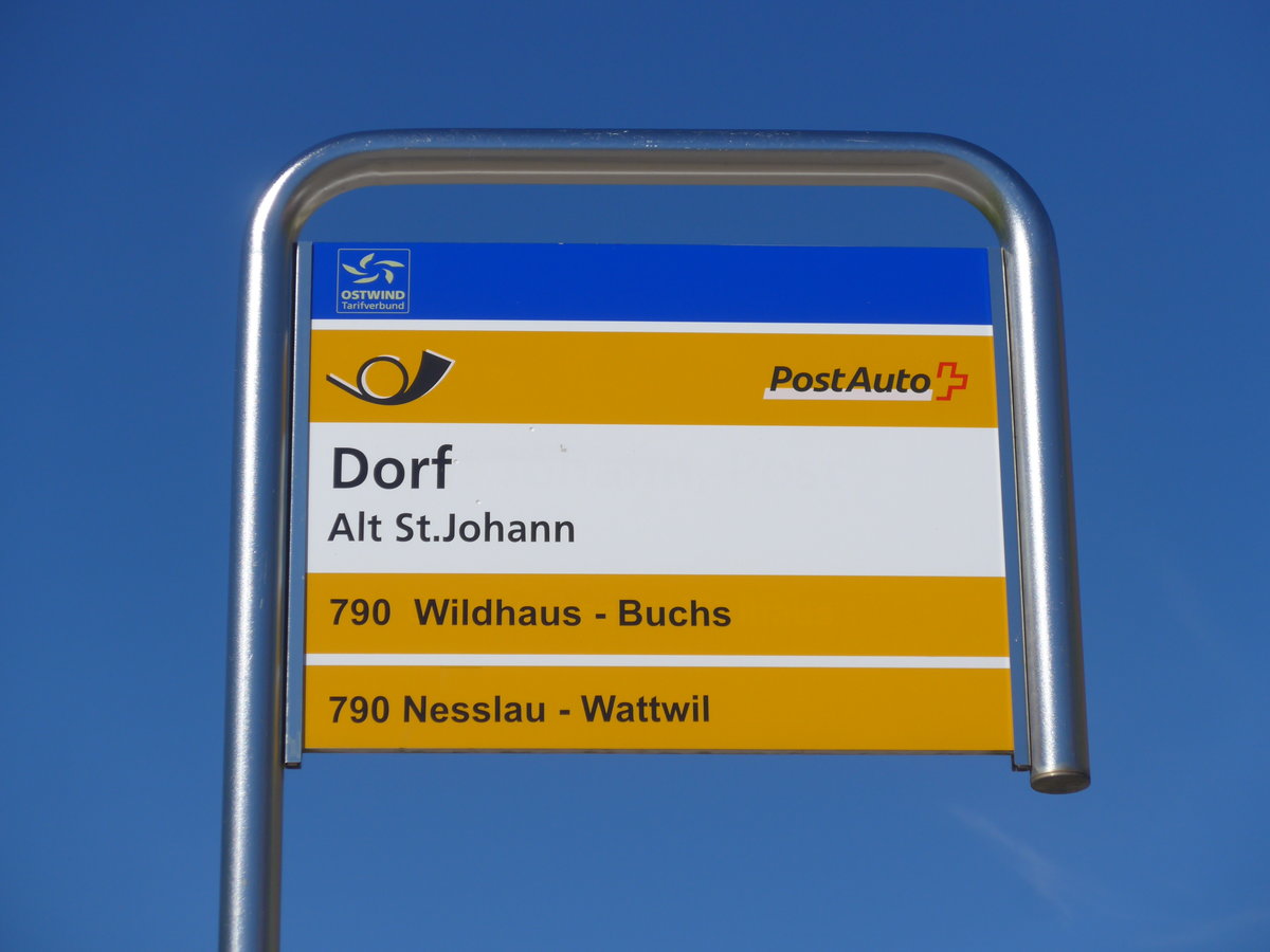 (180'304) - PostAuto-Haltestelle - Alt St. Johann, Dorf - am 22. Mai 2017