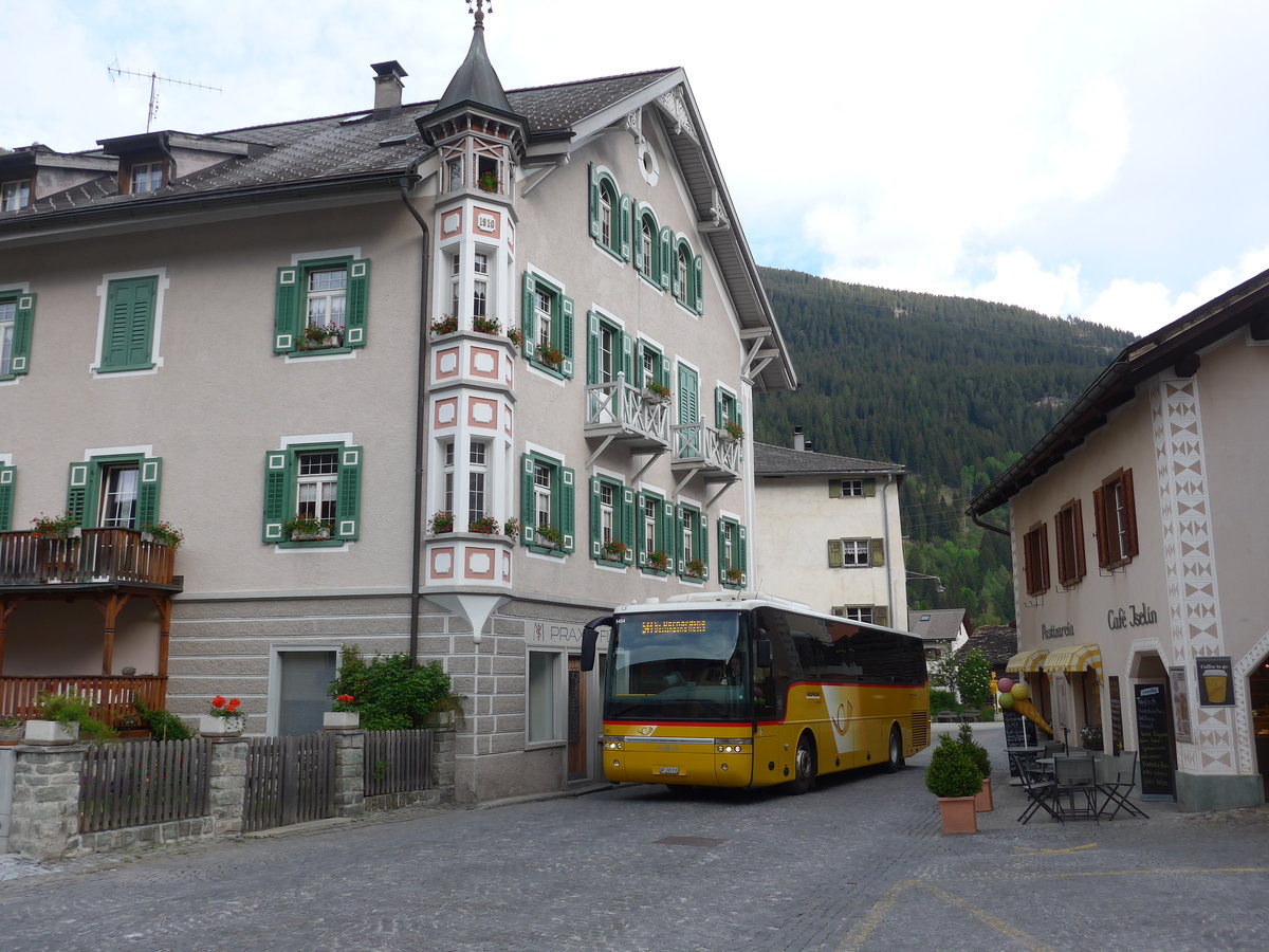 (180'479) - TpM, Mesocco - Nr. 16/GR 108'016 - Van Hool (ex PostAuto Graubnden) am 23. Mai 2017 in Andeer, Post