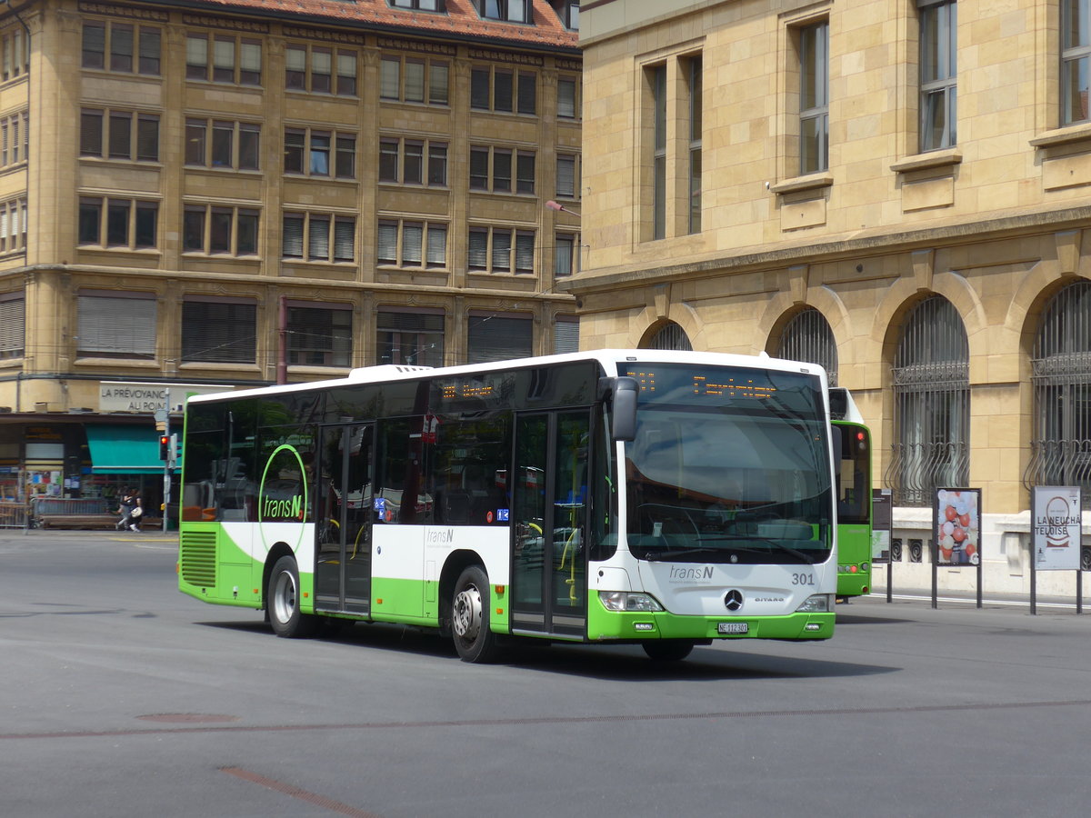 (181'057) - transN, La Chaux-de-Fonds - Nr. 301/NE 112'301 - Mercedes (ex TRN La Chaux-de-Fonds Nr. 301) am 12. Juni 2017 beim Bahnhof La Chaux-de-Fonds