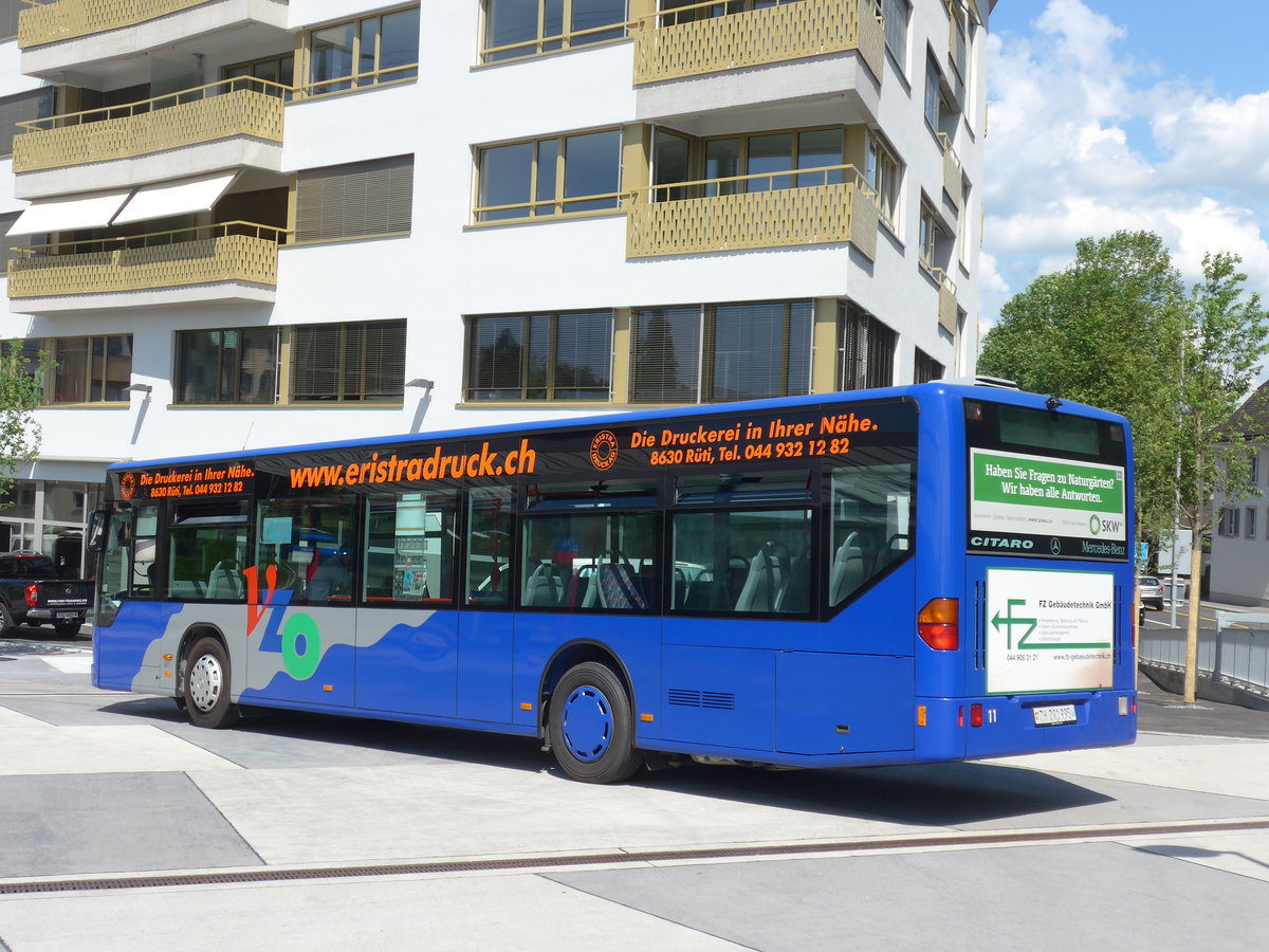 (181'120) - VZO Grningen - Nr. 11/ZH 291'995 - Mercedes am 15. Juni 2017 beim Bahnhof Jona