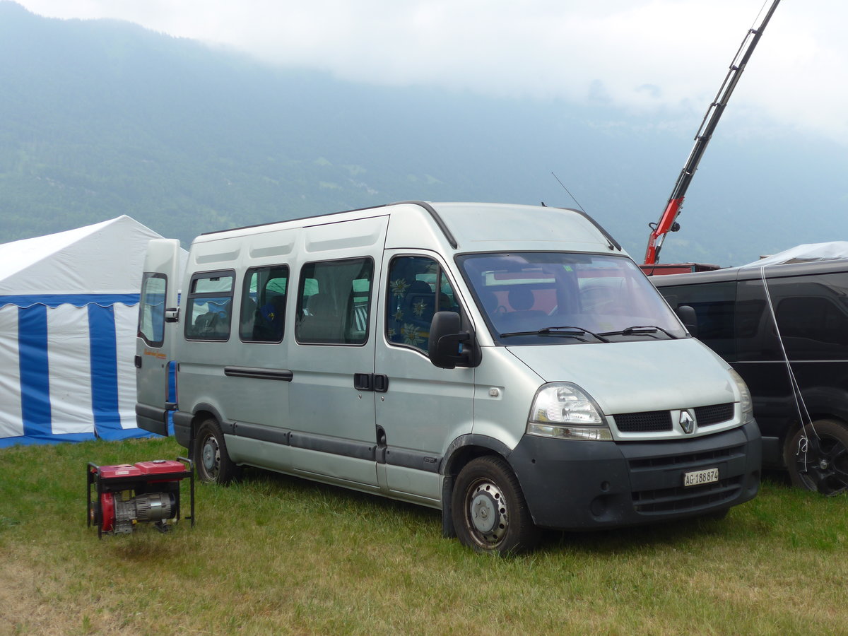 (181'446) - Bhend, Mnchwilen - AG 188'874 - Renault am 24. Juni 2017 in Interlaken, Flugplatz